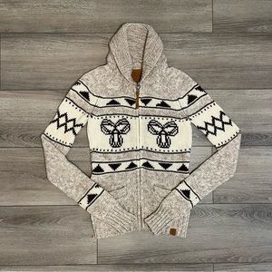 Aritzia TNA 100% lambswool sweater